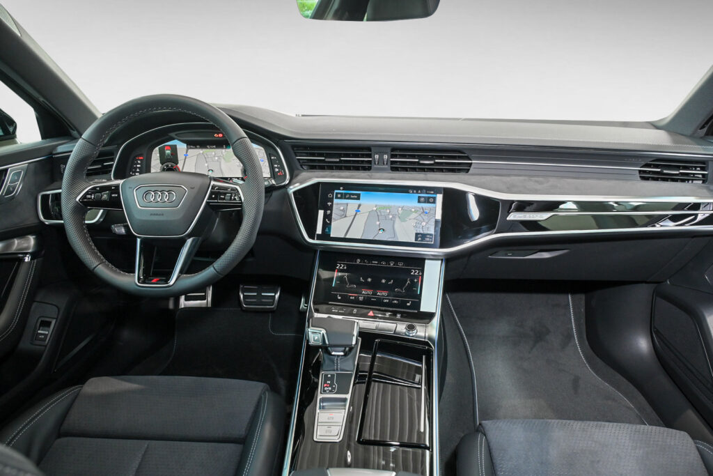 Audi A6 Exposé-Bild 13