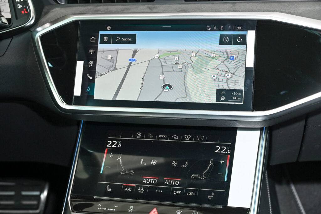 Audi A6 Exposé-Bild 15