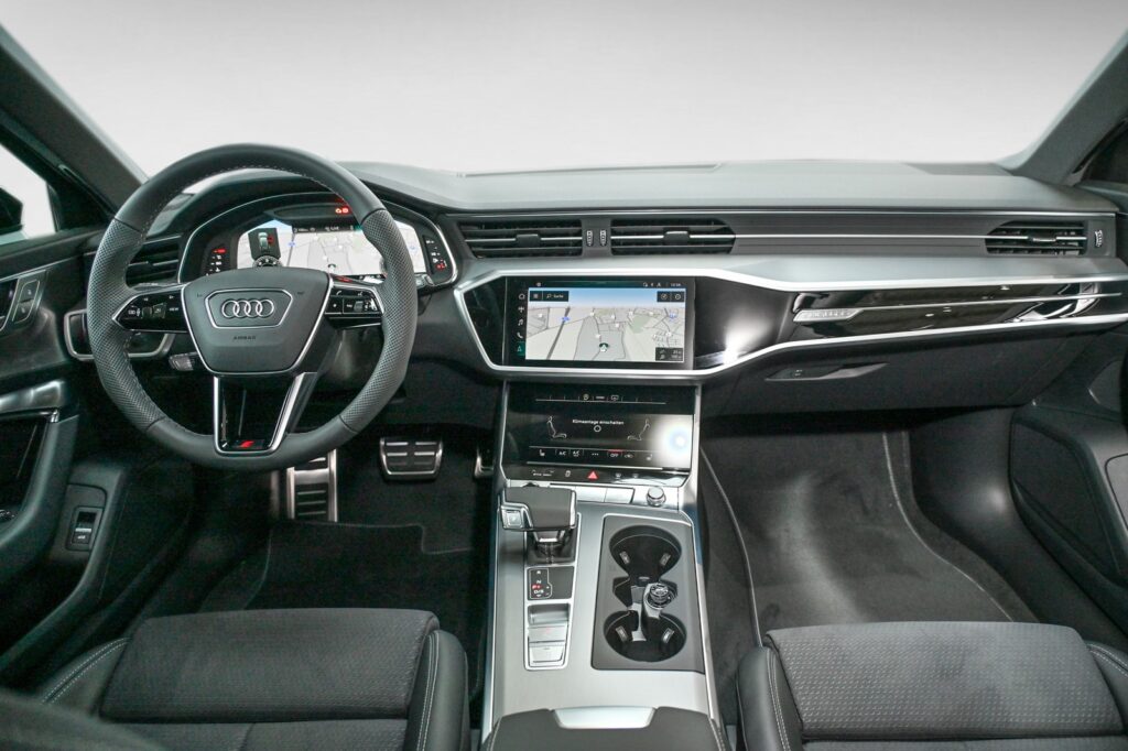 Audi A6 Exposé-Bild 12