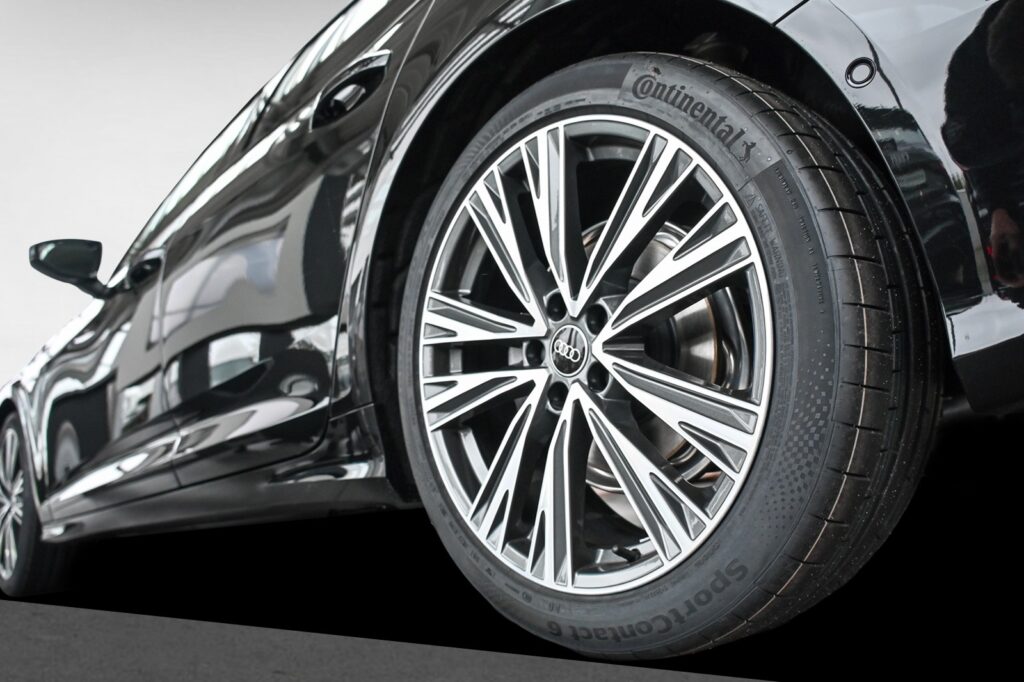Audi A6 Exposé-Bild 5