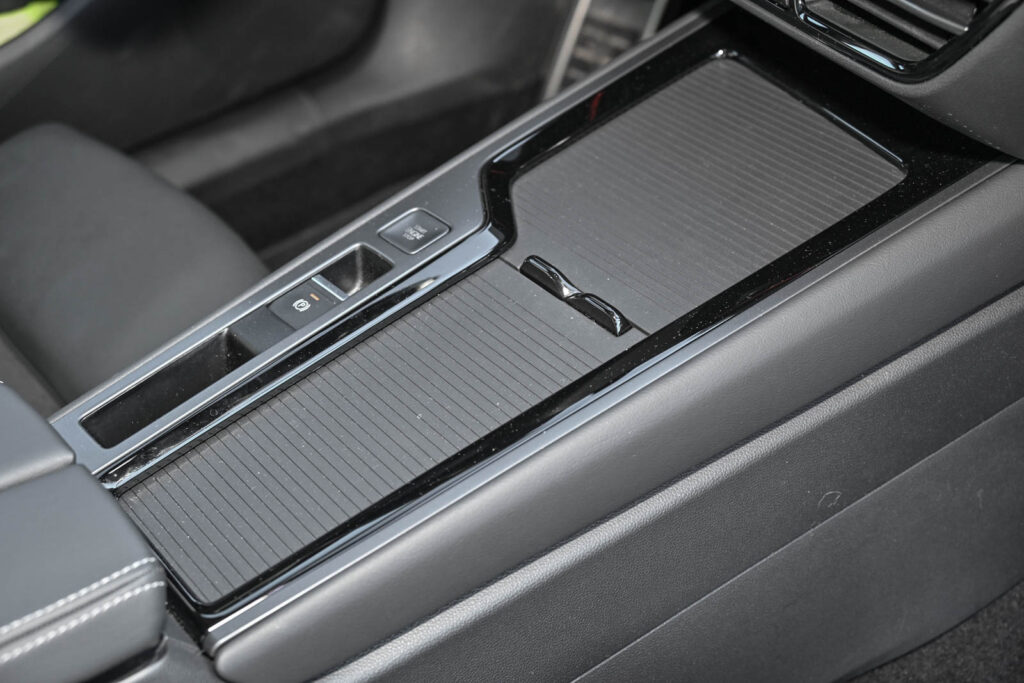 VW Passat Exposé-Bild 9