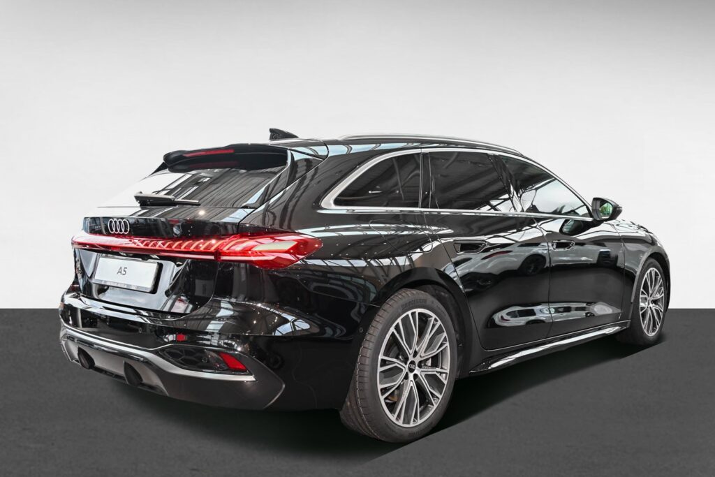 Audi A5 Exposé-Bild 3