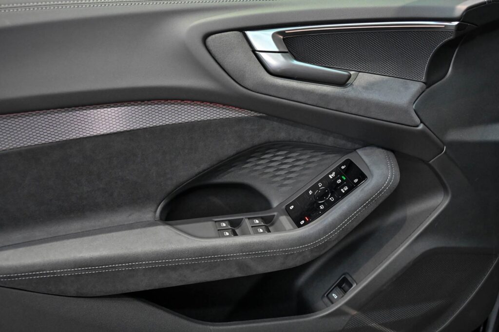 Audi A5 Exposé-Bild 15