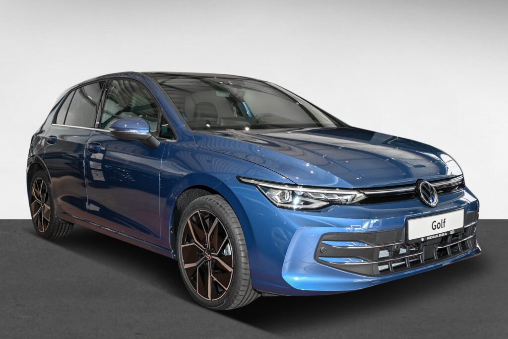 VW Golf Exposé-Bild 2