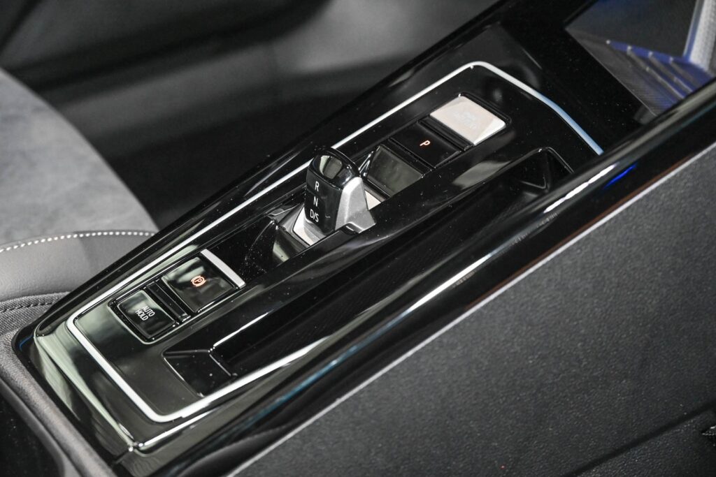 VW Golf Exposé-Bild 10