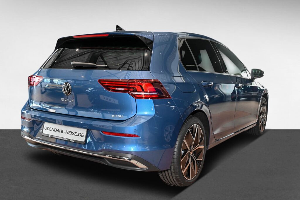 VW Golf Exposé-Bild 3