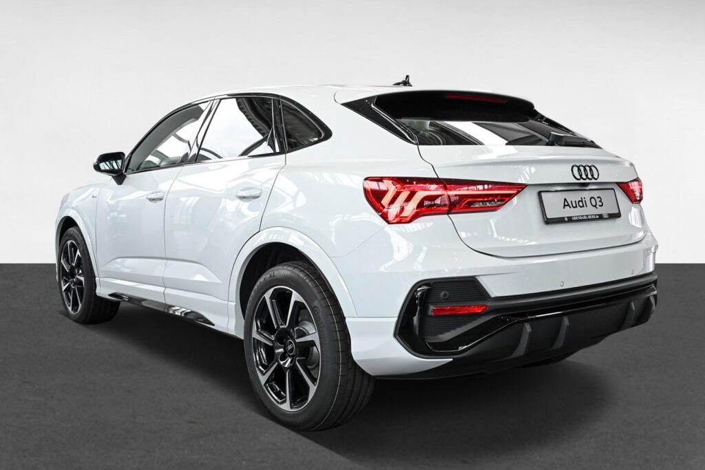 Audi Q3 Exposé-Bild 4