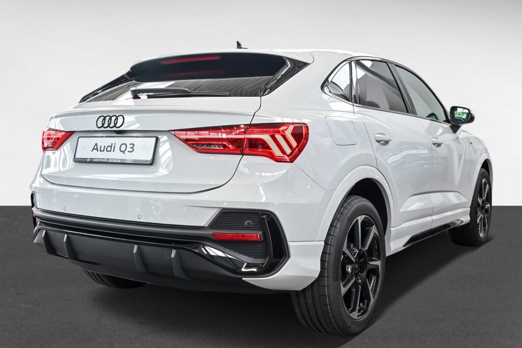 Audi Q3 Exposé-Bild 3