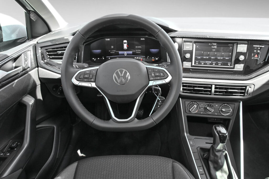 VW Taigo Exposé-Bild 13