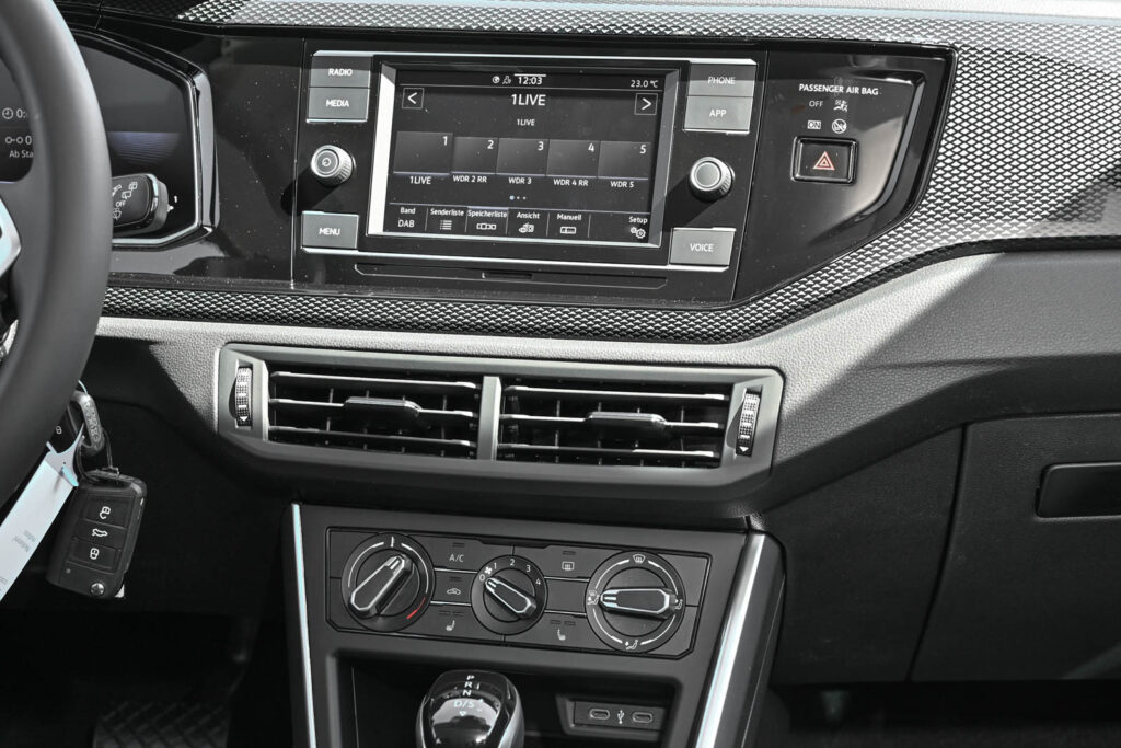 VW Taigo Exposé-Bild 14