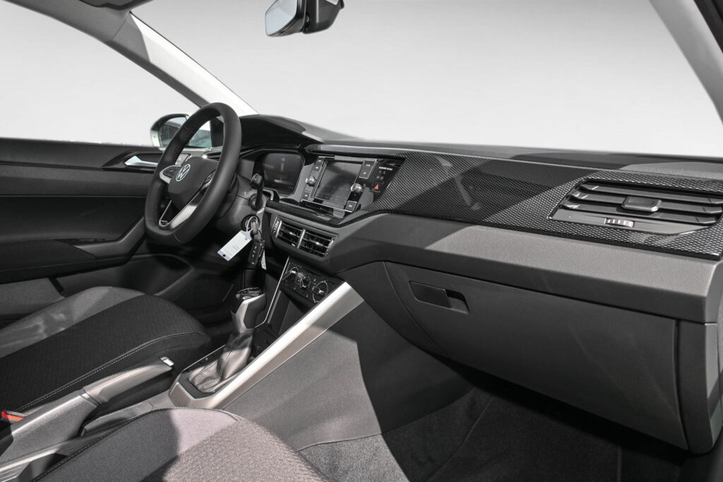 VW Taigo Exposé-Bild 8