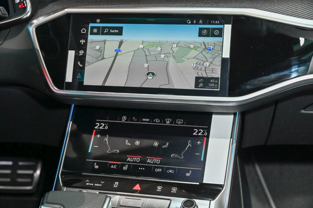 Audi S6 Exposé-Bild 14