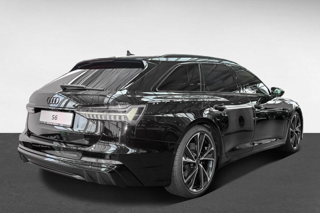 Audi S6 Exposé-Bild 3
