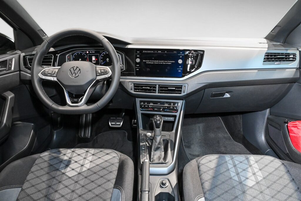 VW Taigo Exposé-Bild 12