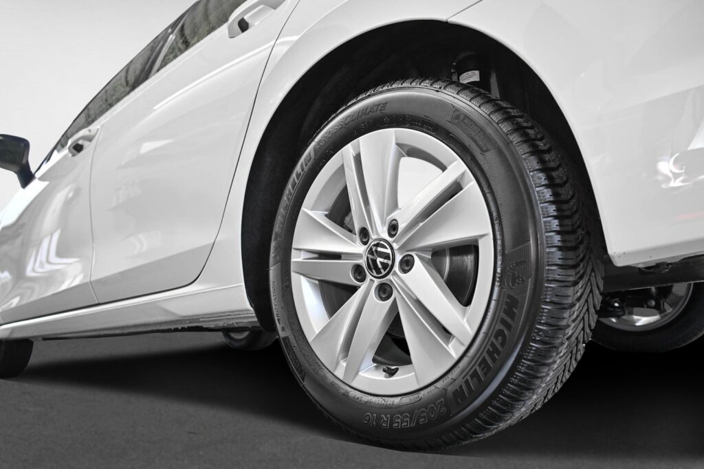 VW Golf Exposé-Bild 5