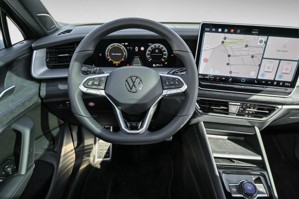 VW Tayron Exposé-Bild 13