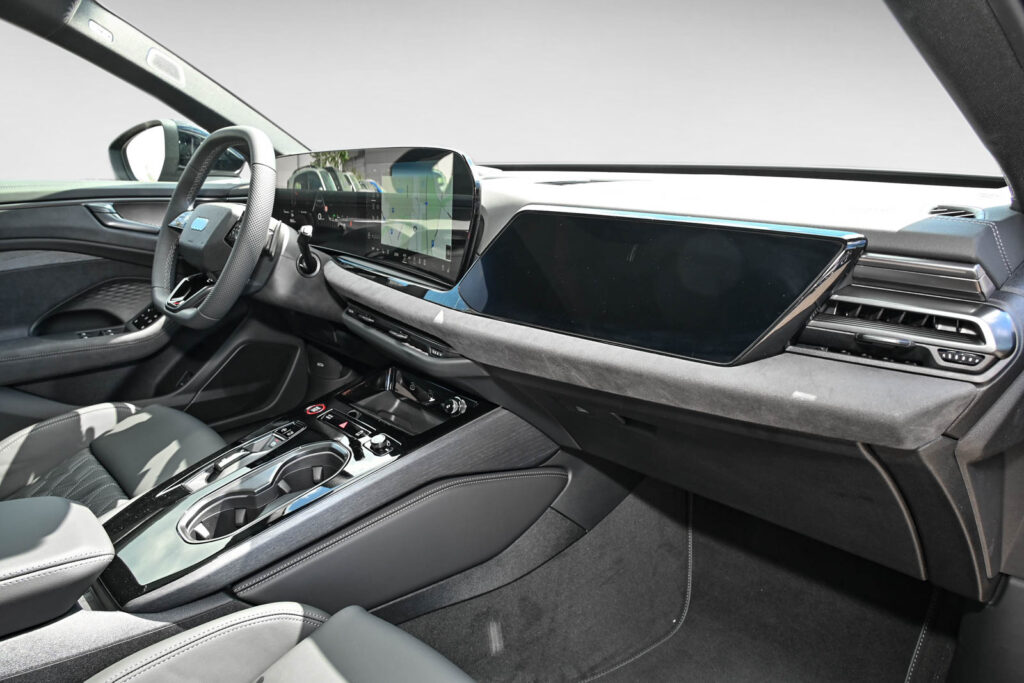 Audi A6 Exposé-Bild 8