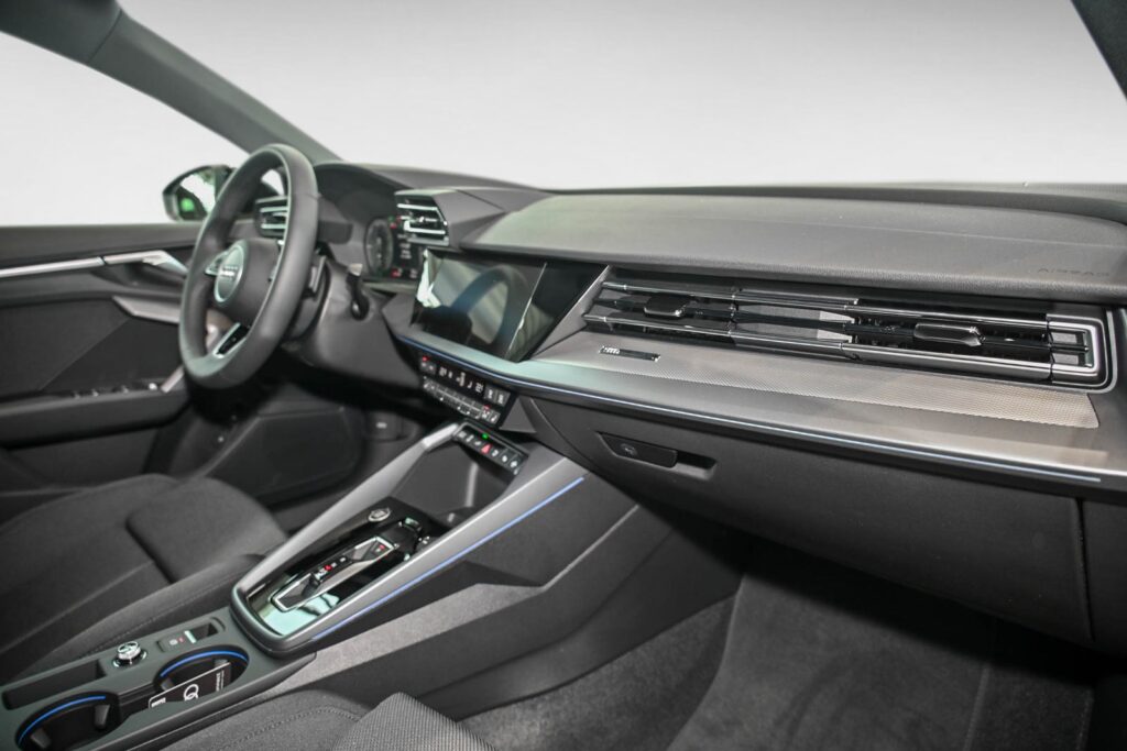 Audi A3 Exposé-Bild 8