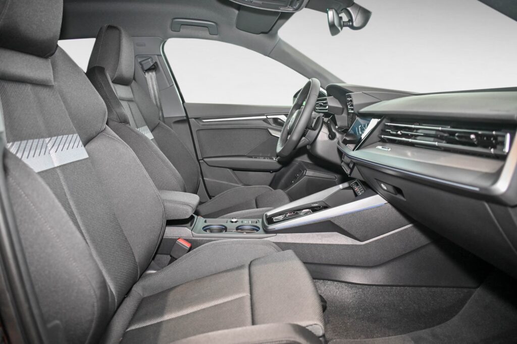 Audi A3 Exposé-Bild 7