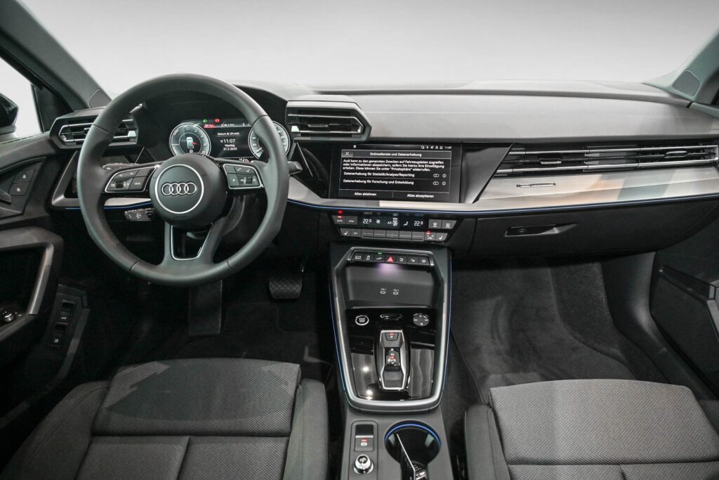 Audi A3 Exposé-Bild 12