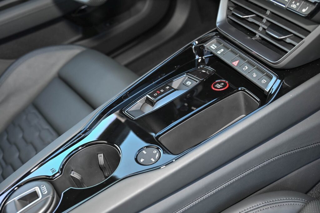 Audi RS e-tron GT Exposé-Bild 9