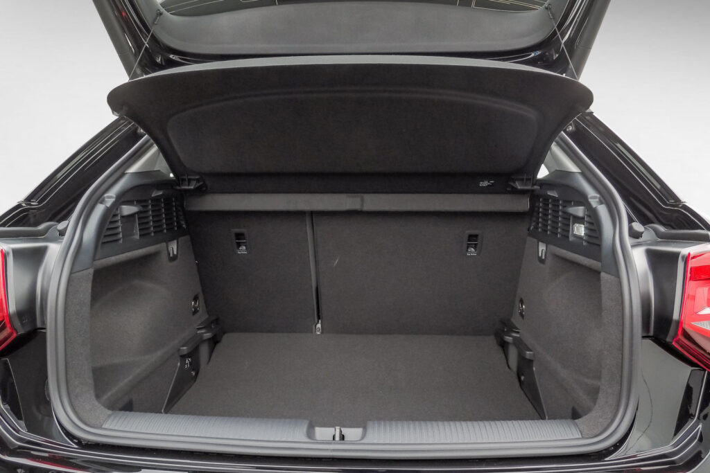 Audi Q2 Exposé-Bild 6