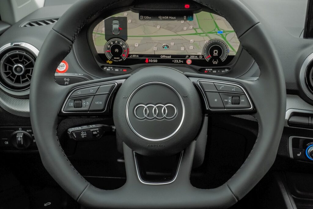 Audi Q2 Exposé-Bild 14