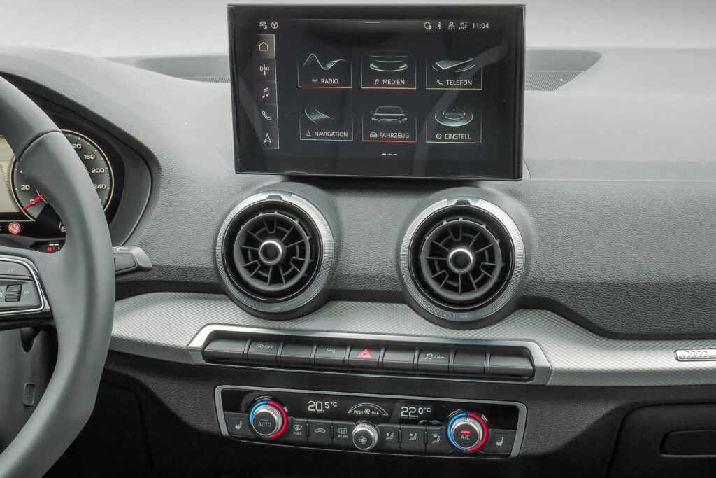 Audi Q2 Exposé-Bild 12