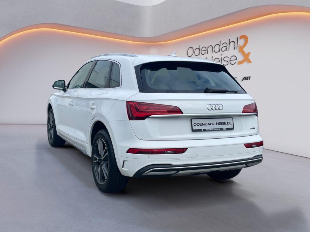 Audi Q5 Exposé-Bild 3