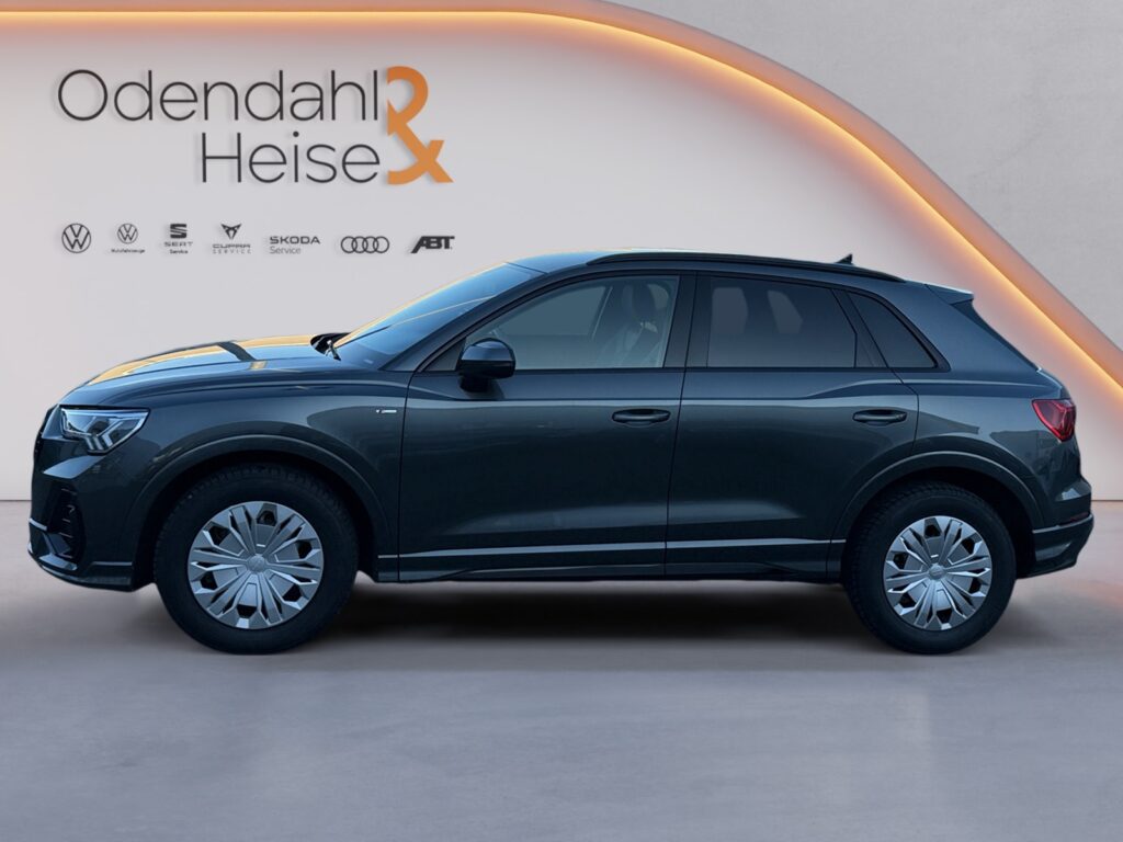 Audi Q3 Exposé-Bild 2