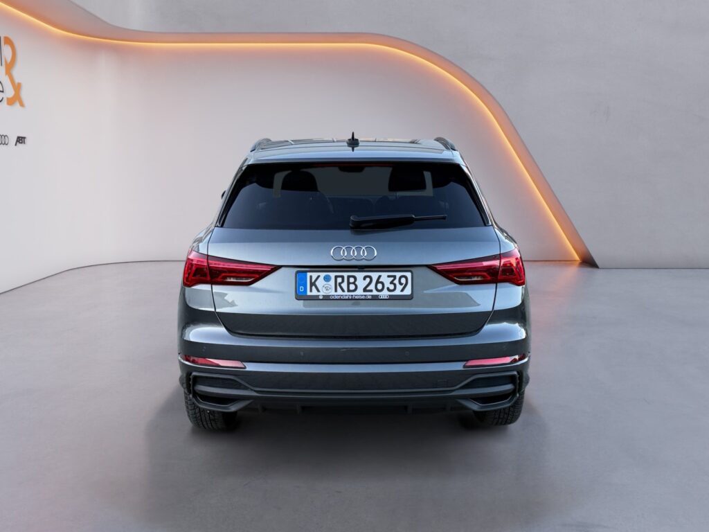 Audi Q3 Exposé-Bild 4