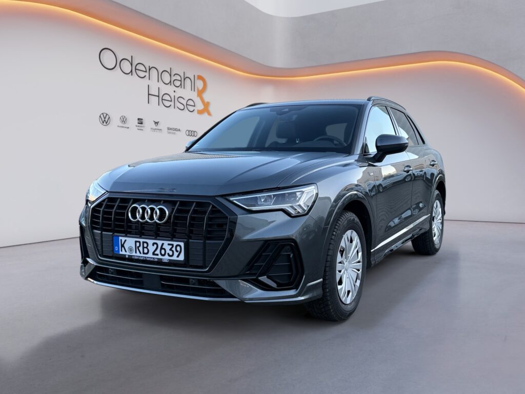 Audi Q3 Exposé-Bild 1