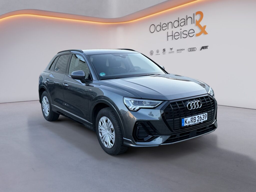 Audi Q3 Exposé-Bild 7
