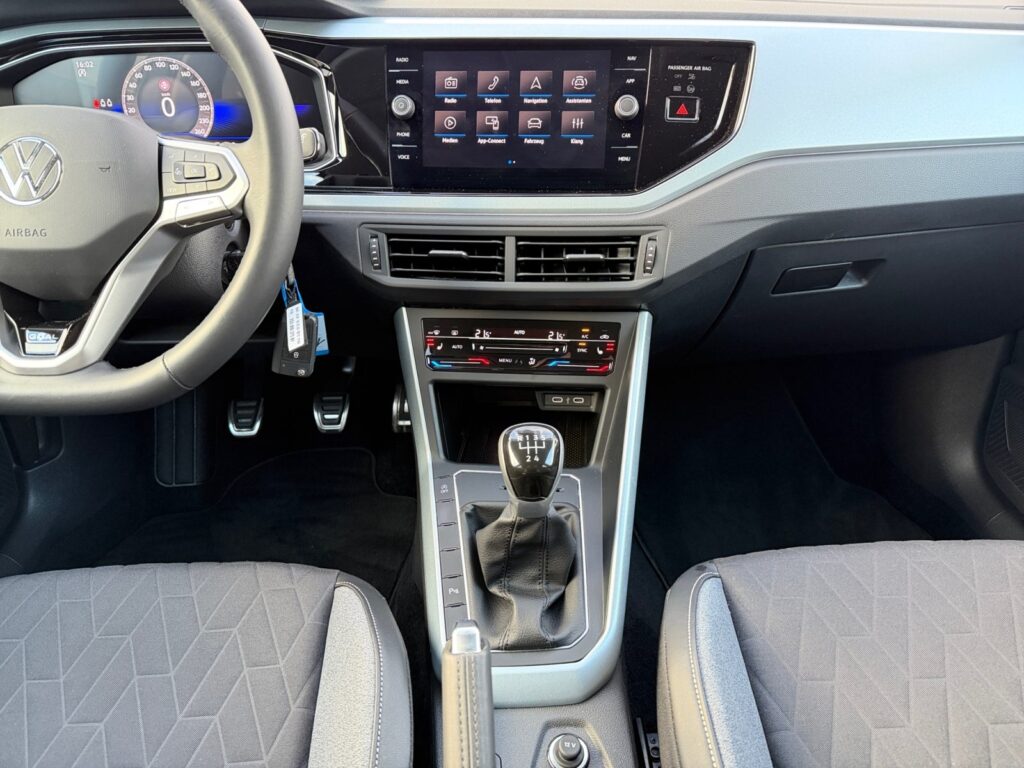 VW Taigo Exposé-Bild 11