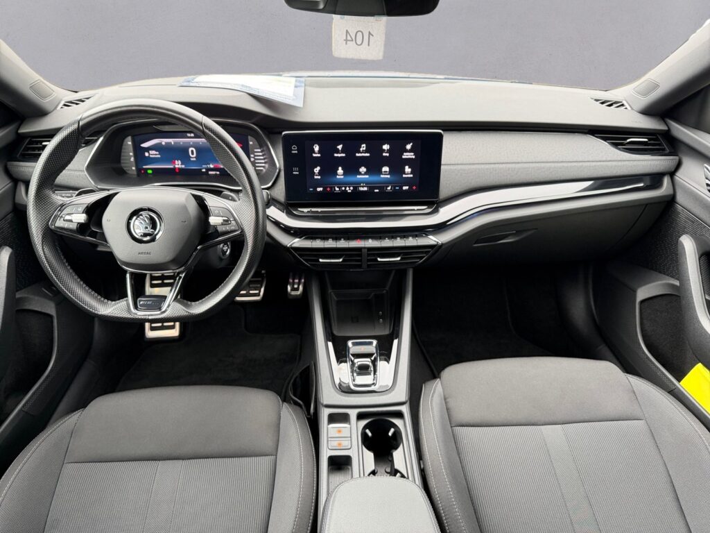 Skoda Octavia Exposé-Bild 10