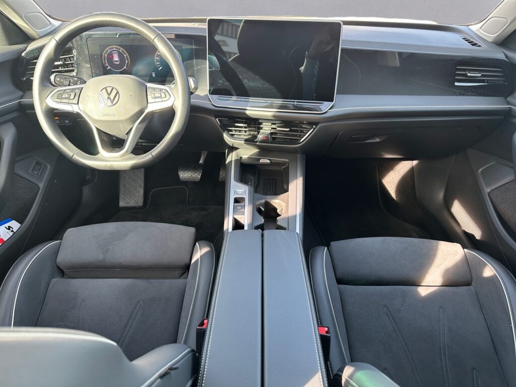 VW Passat Exposé-Bild 10