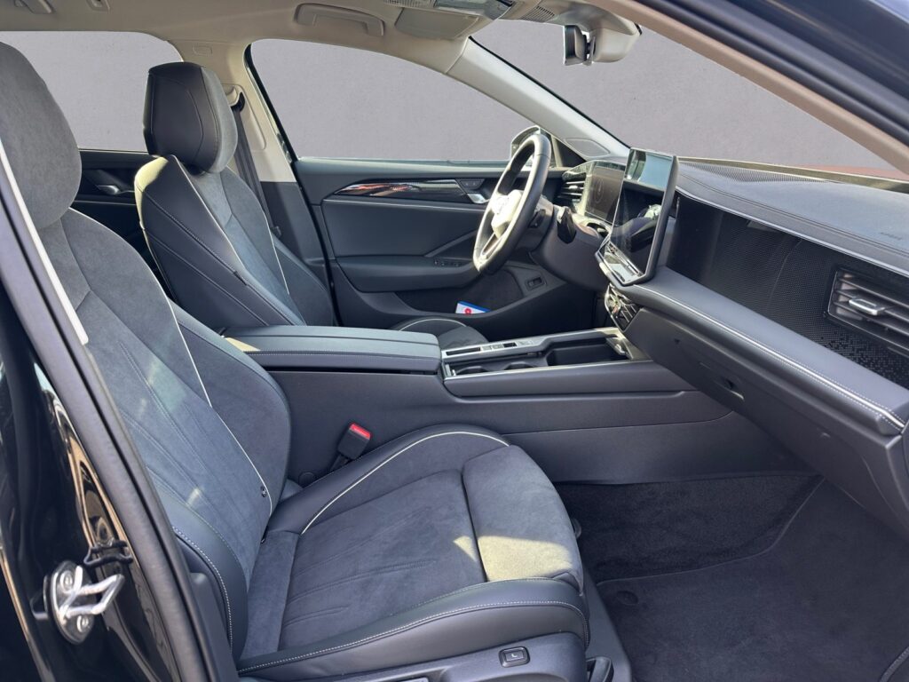 VW Passat Exposé-Bild 15