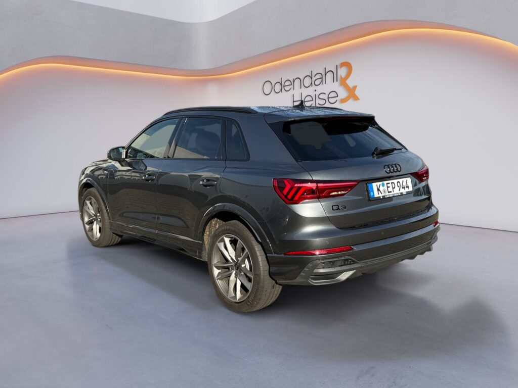 Audi Q3 Exposé-Bild 3