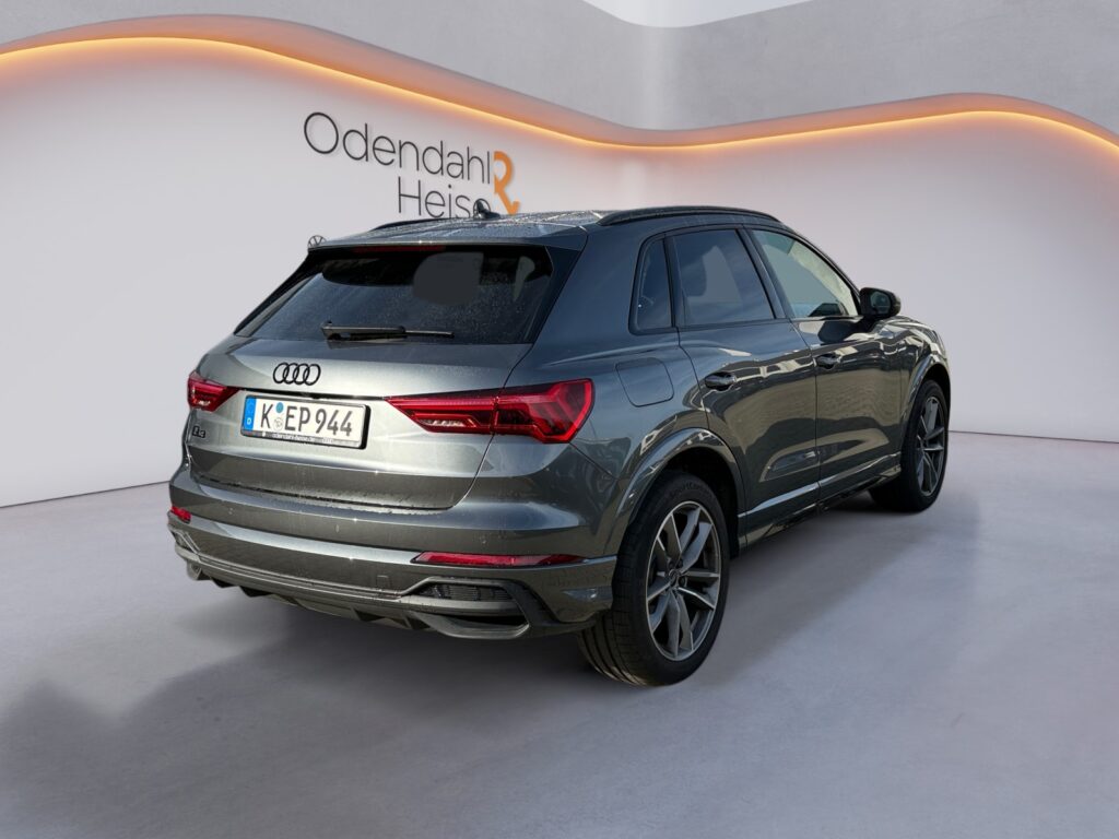 Audi Q3 Exposé-Bild 5