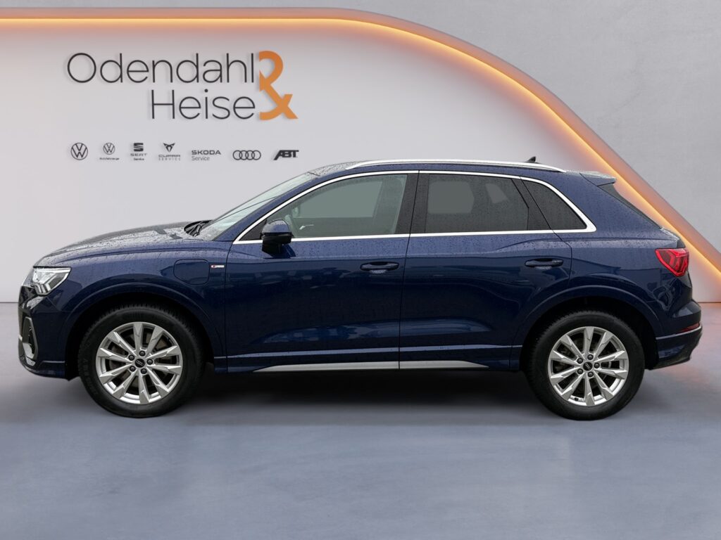 Audi Q3 Exposé-Bild 2