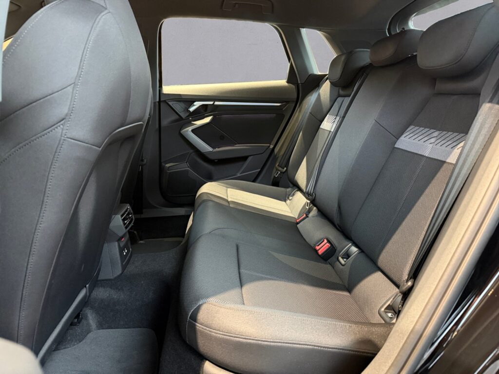 Audi A3 Exposé-Bild 13