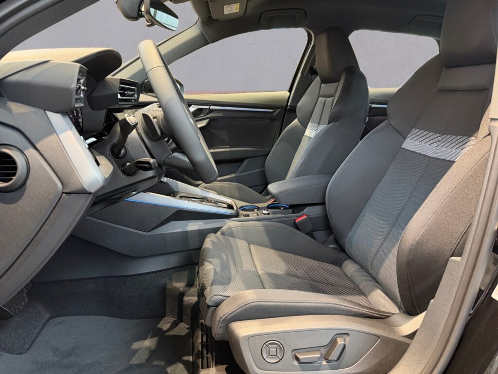 Audi A3 Exposé-Bild 9