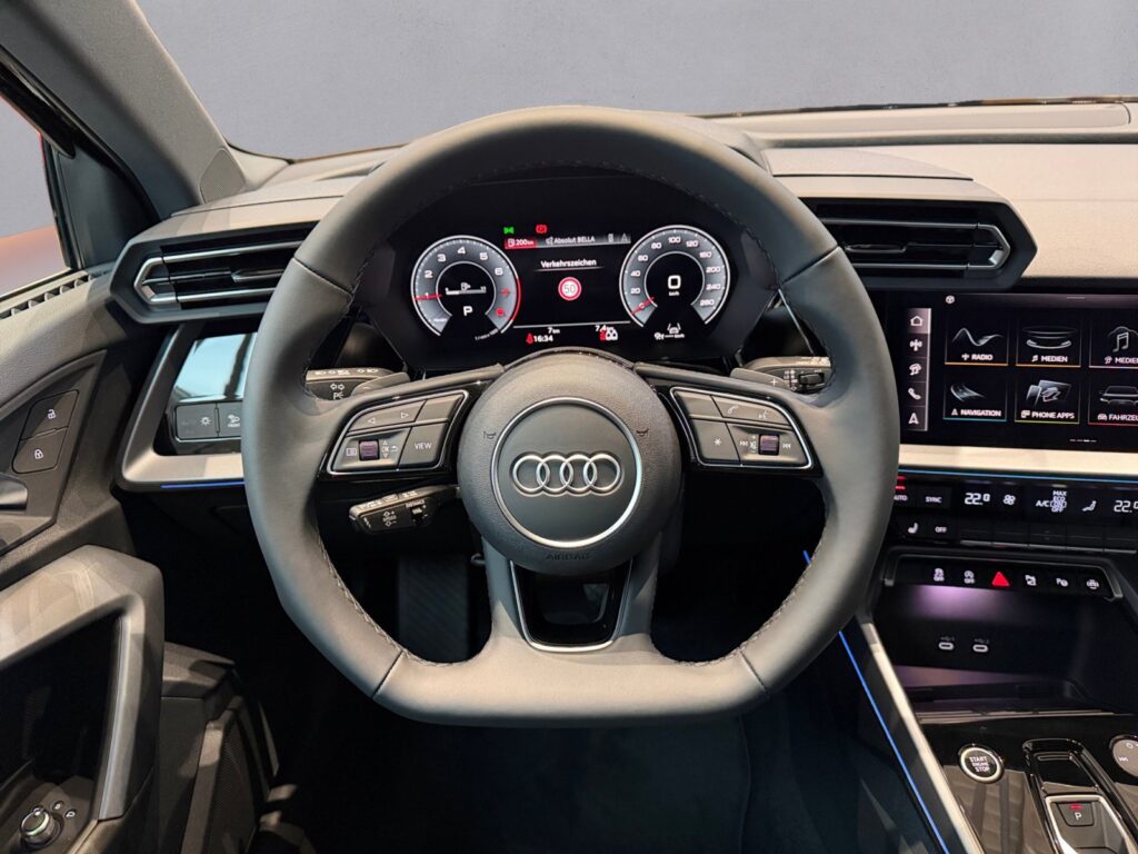 Audi A3 Exposé-Bild 12