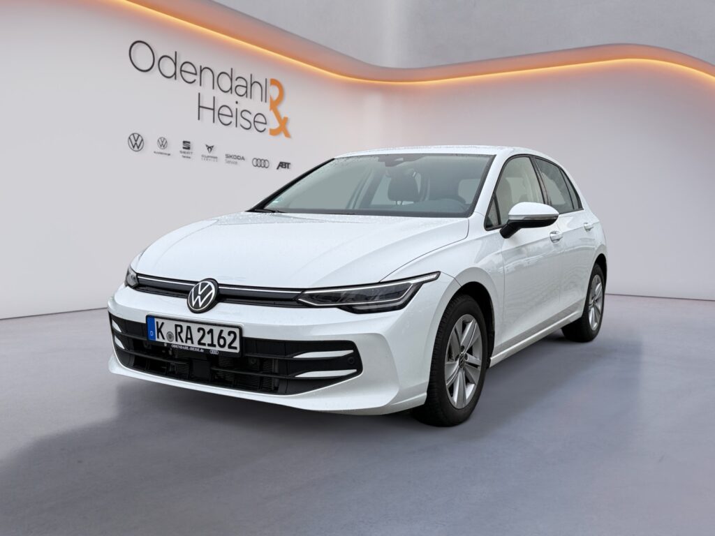 VW Golf Exposé-Bild 1