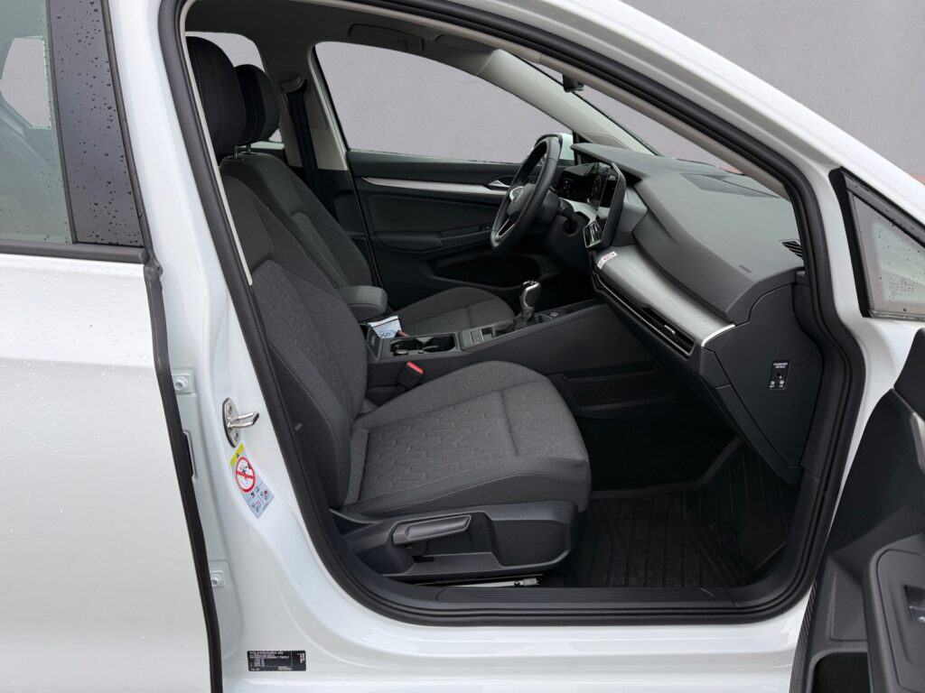 VW Golf Exposé-Bild 15