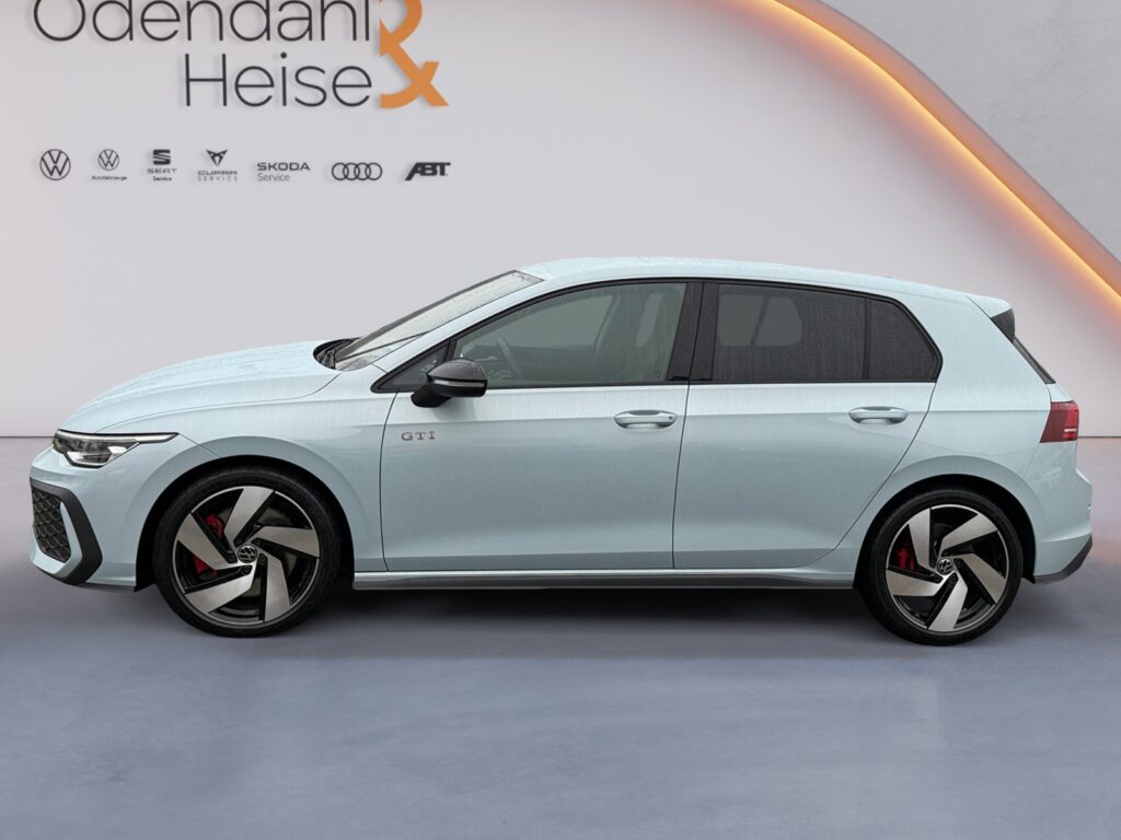 VW Golf Exposé-Bild 2