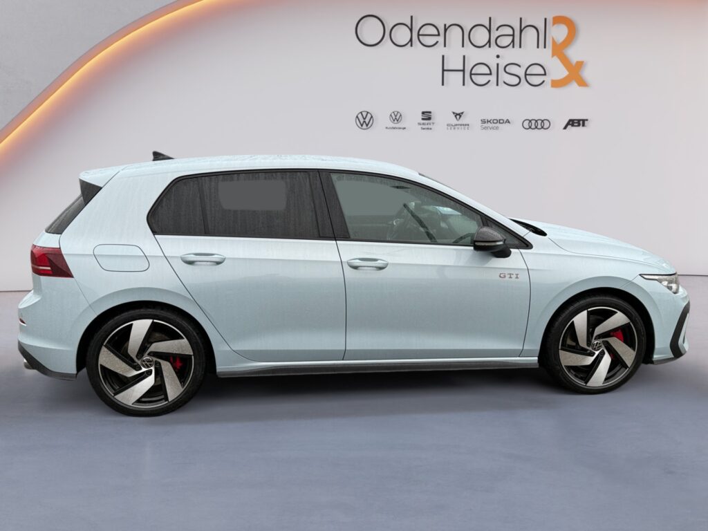 VW Golf Exposé-Bild 6