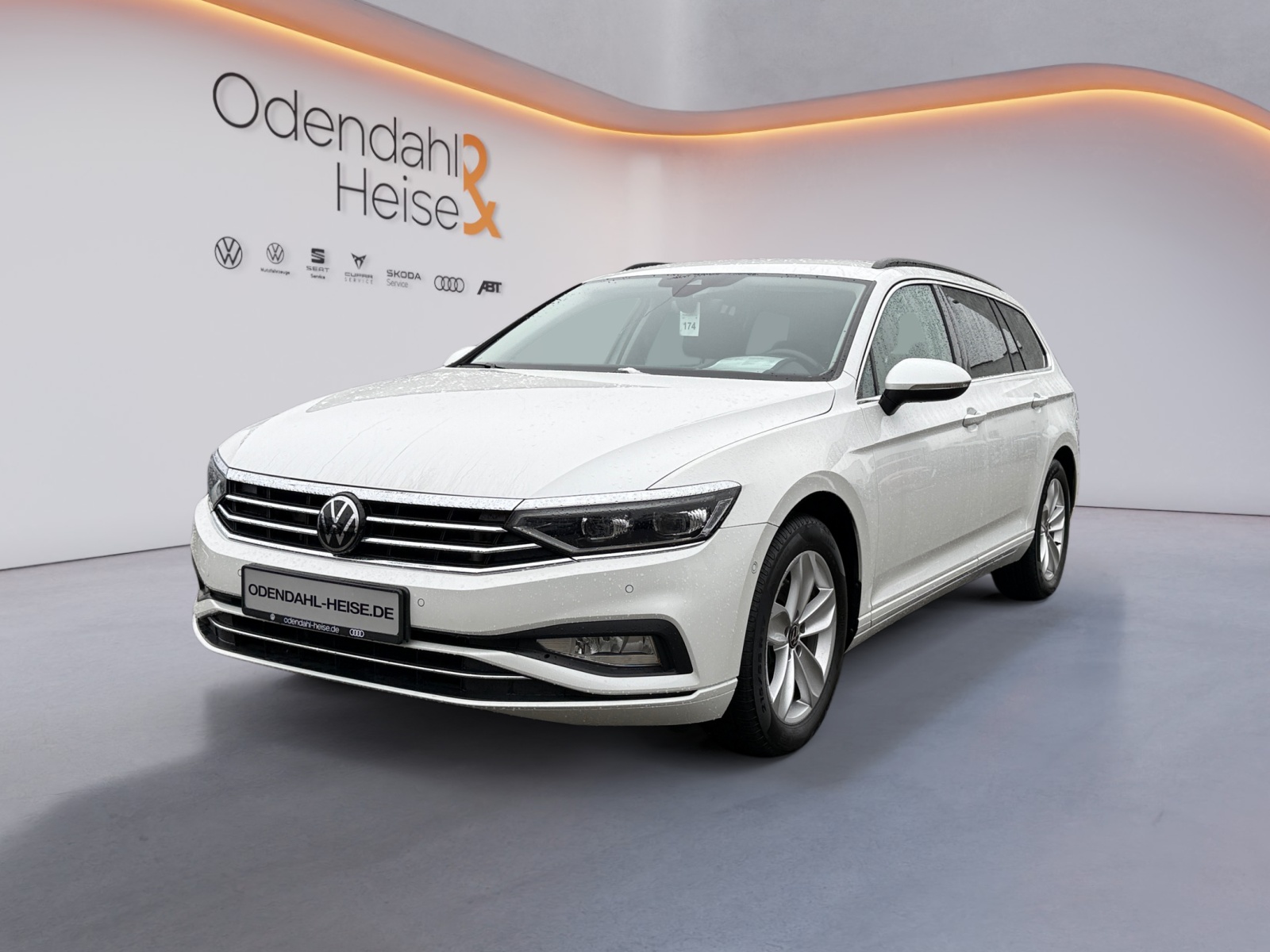 VW Passat Variant Exposé-Bild 1