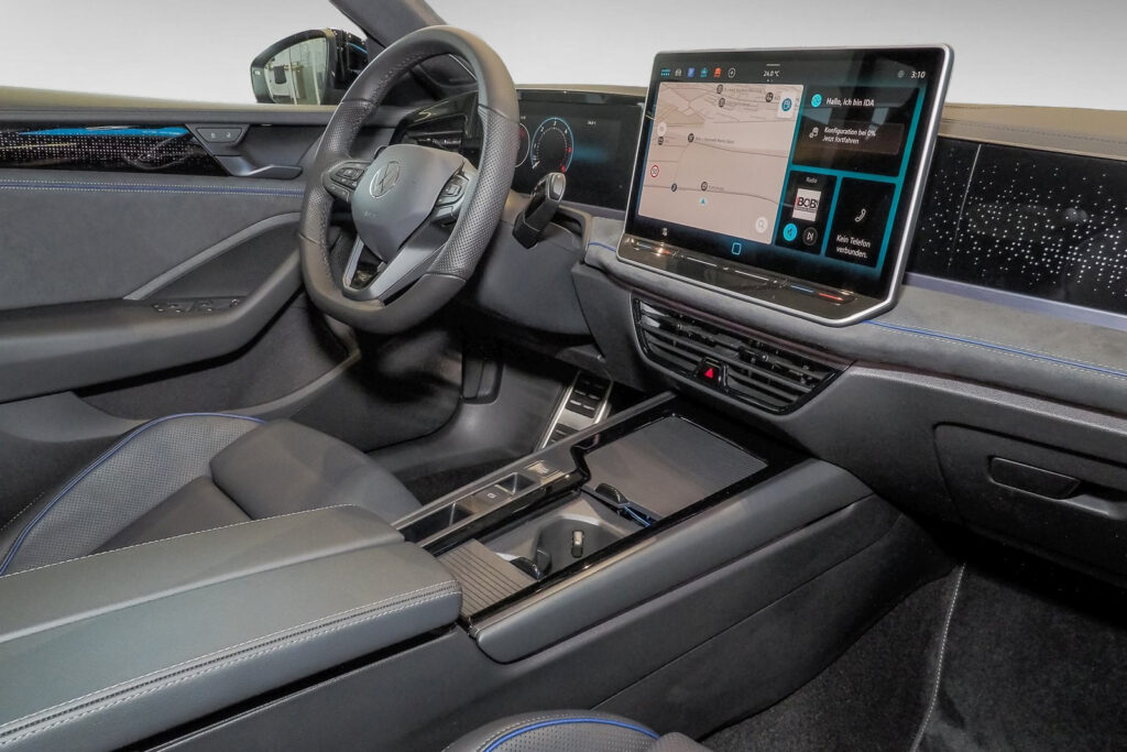 VW Passat Exposé-Bild 8