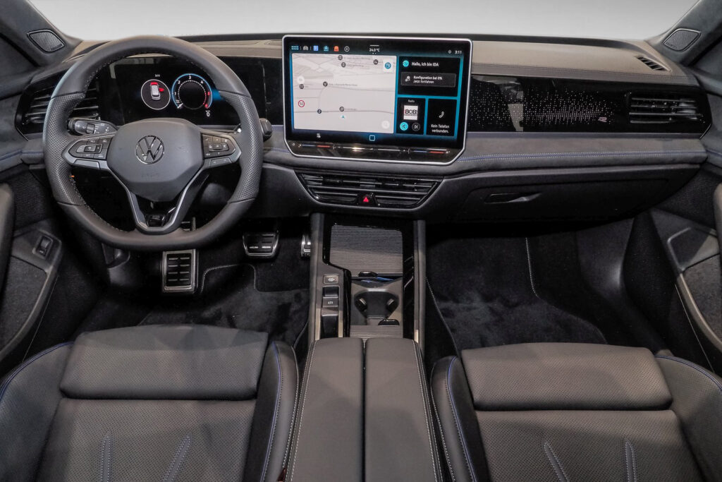 VW Passat Exposé-Bild 11